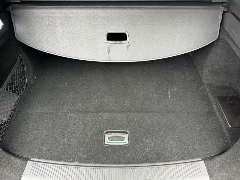 Théobald Occasion MG Marvel R Electrique SUV Noir